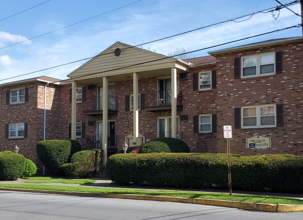 938 Sheridan St apartment building, Williamsport PA